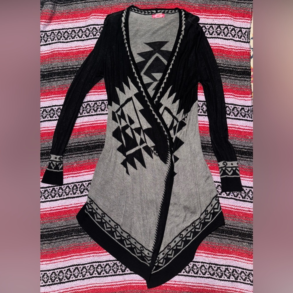 Body Central Black and Gray Geometric Cardigan